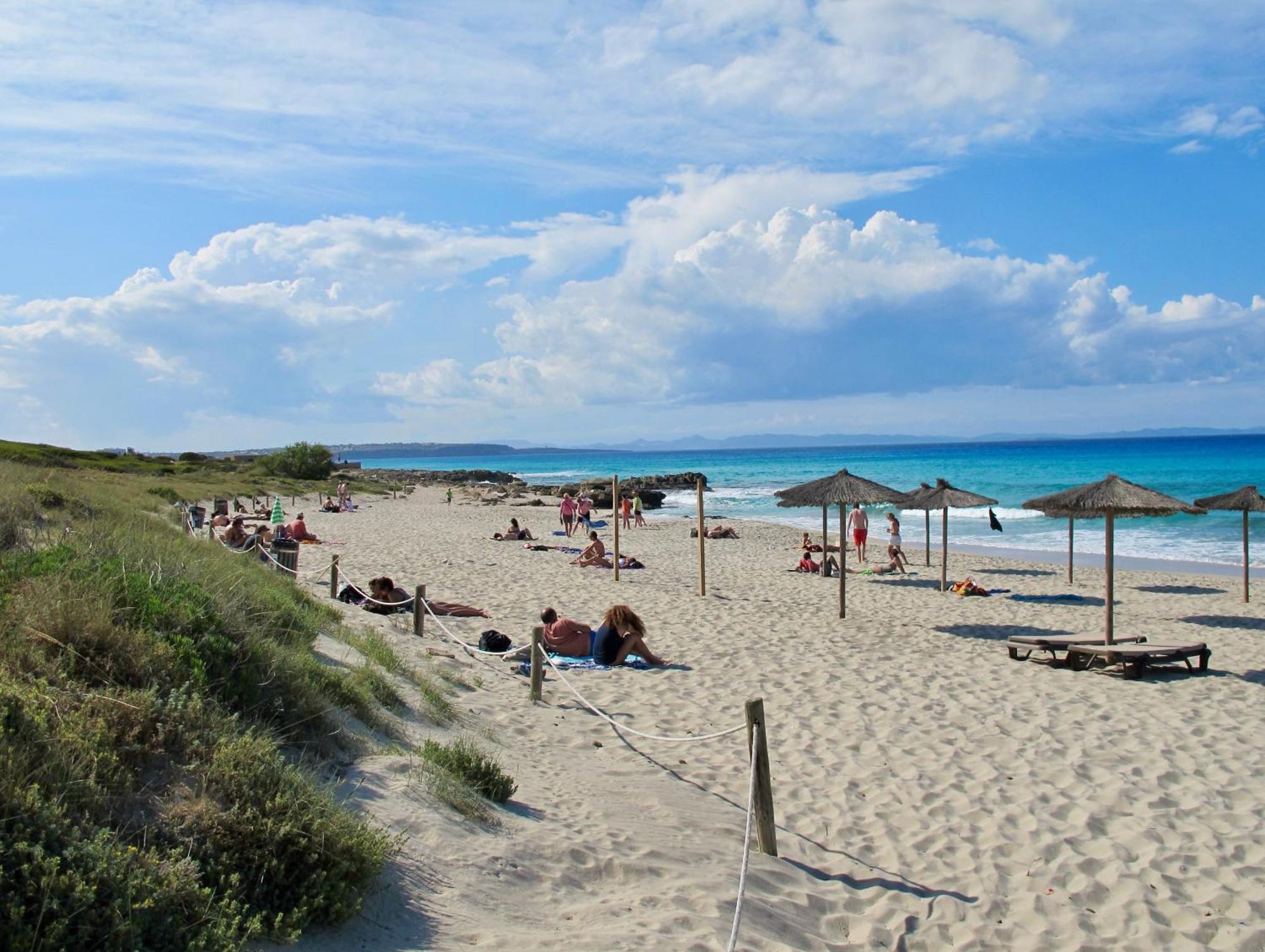 Apartments Campanitx - Astbury Formentera إس كالو المظهر الخارجي الصورة